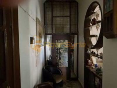 منزل في الموكامبو امتداد شارع مشفى الاجاتي طابق ثاني سوبر ديلوكس 5 و صالون امامي زاوية شمالي شرقي