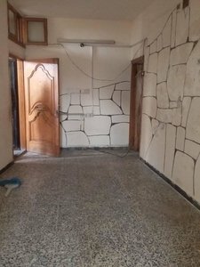 شقه للبيع بالرمل الجنوبي