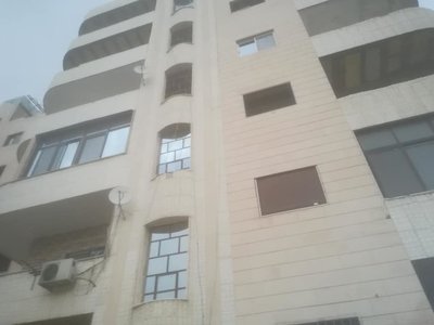 شقه مع سطح للبيع تسلم فوريا