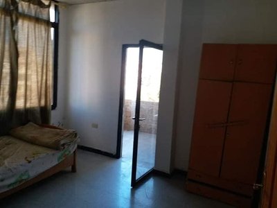 عقار للبيع مع السطح