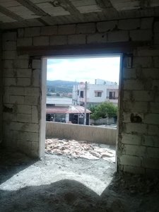 شقه على العضم