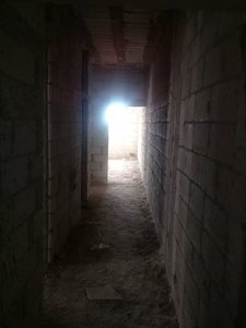 شقه على العضم