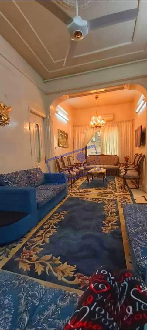 شقه للبيع بشارع بغداد