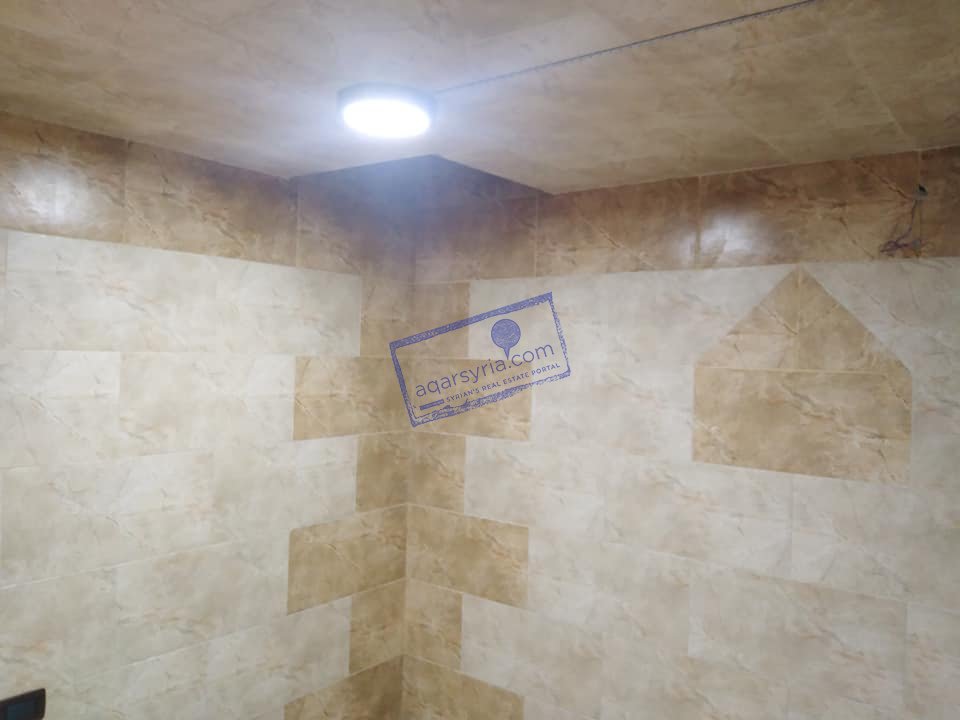 محل تجاري للبيع بموقع مميز