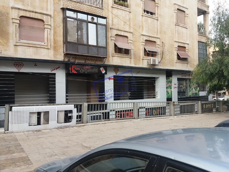 للبيع 3محلات بالفرقان