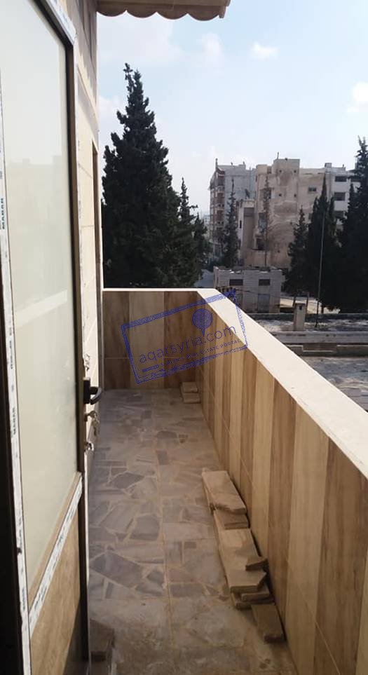 للبيع بصابونية شقة زاوية على شارعين