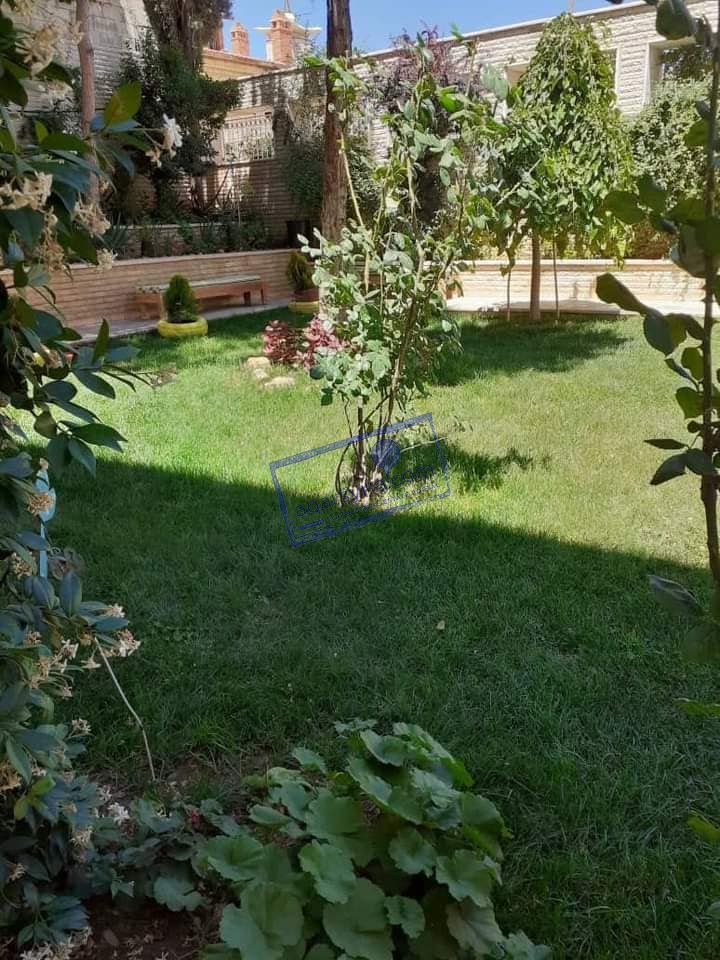 فيلا للإيجار بأجمل مصايف سوريا