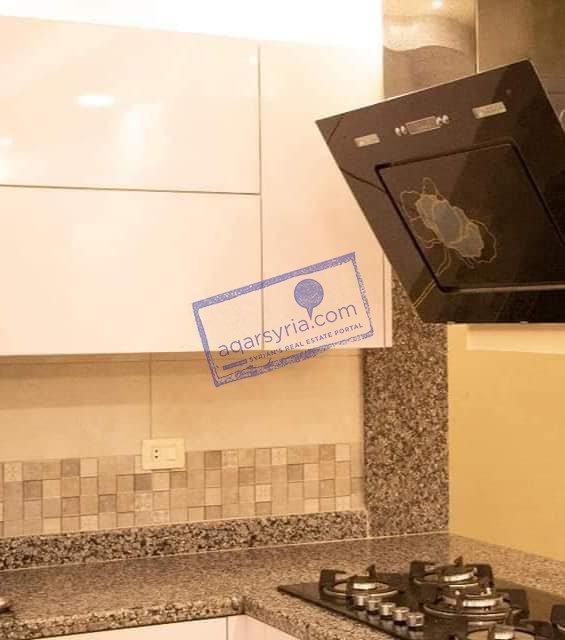 للبيع منزل ارضي مع جنينة -الداخلية 140 و 100 حديقة