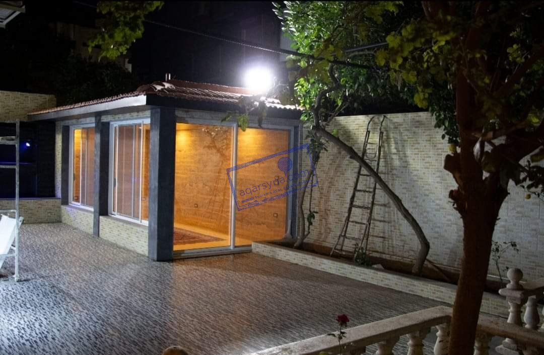 للبيع منزل ارضي مع جنينة -الداخلية 140 و 100 حديقة