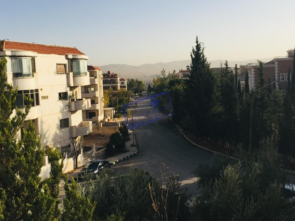 شقة للبيع – الموقع قرى الأسد موقع رائع جدا