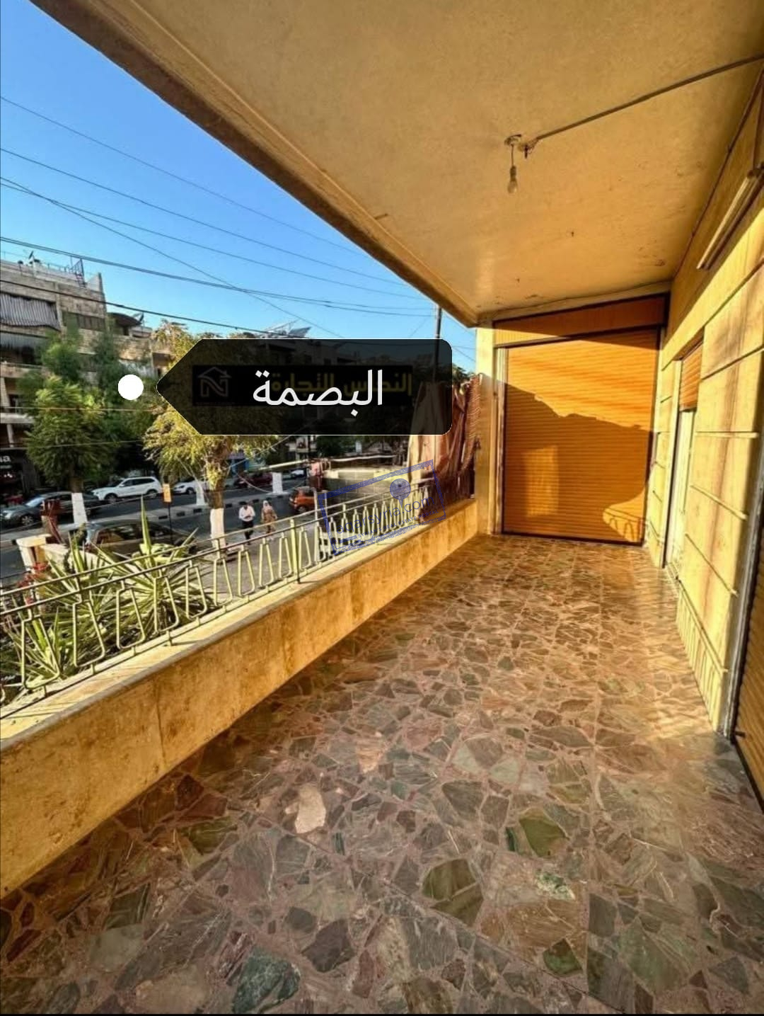 بناء فخم مدخل رائع يصلح تجاري شارع جامع الروضة