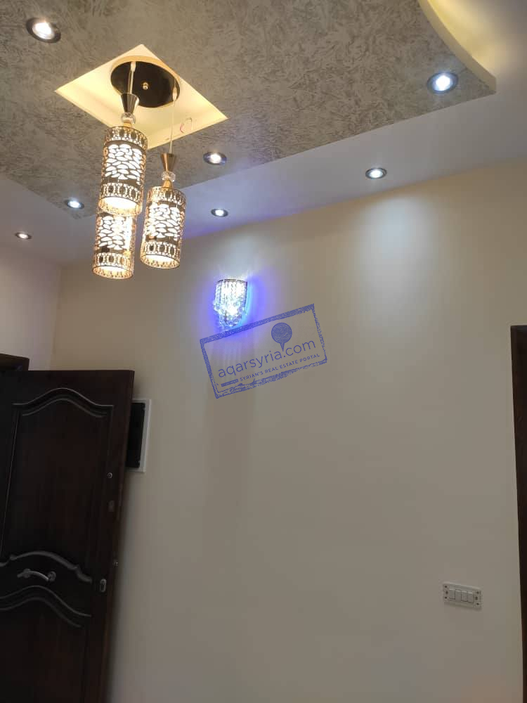 شقة طابو أخضر وبسعر مغري والشقه عم تحكي عن حالها مثل ما مبين بصور سوبر سوبر ديلوكس– جاهزة للسكن فورًا