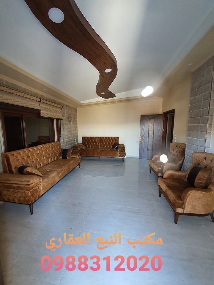 شقة للبيع في اجمل واروع منطقة في مشتى الحلو بناء فخم وتصميم رائع جدا وتراس امامي اطلالة مع تراس خلفي اطلالة على منتجع مشتى الحلو ما بسكر امامها ابداا