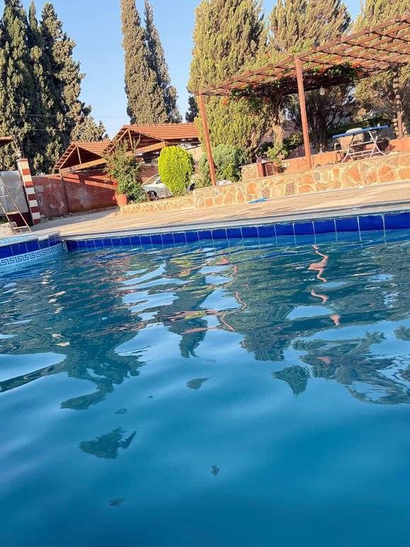 *للاجار مزرعة* مسبح مفلتر ، مسبح أطفال  تراسين القعدة *جاهز توب