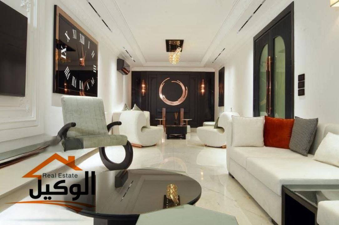 شقه للبيع 203 متر مربع من الفخامة الصافية بتوزيع داخلي مثالي مسبح خاص بإطلالة ساحرة حدائق خاصة بمساحة 200 متر مربع تقريباً تمنحك أجواء القصور شوووو بدك احلي من هيك