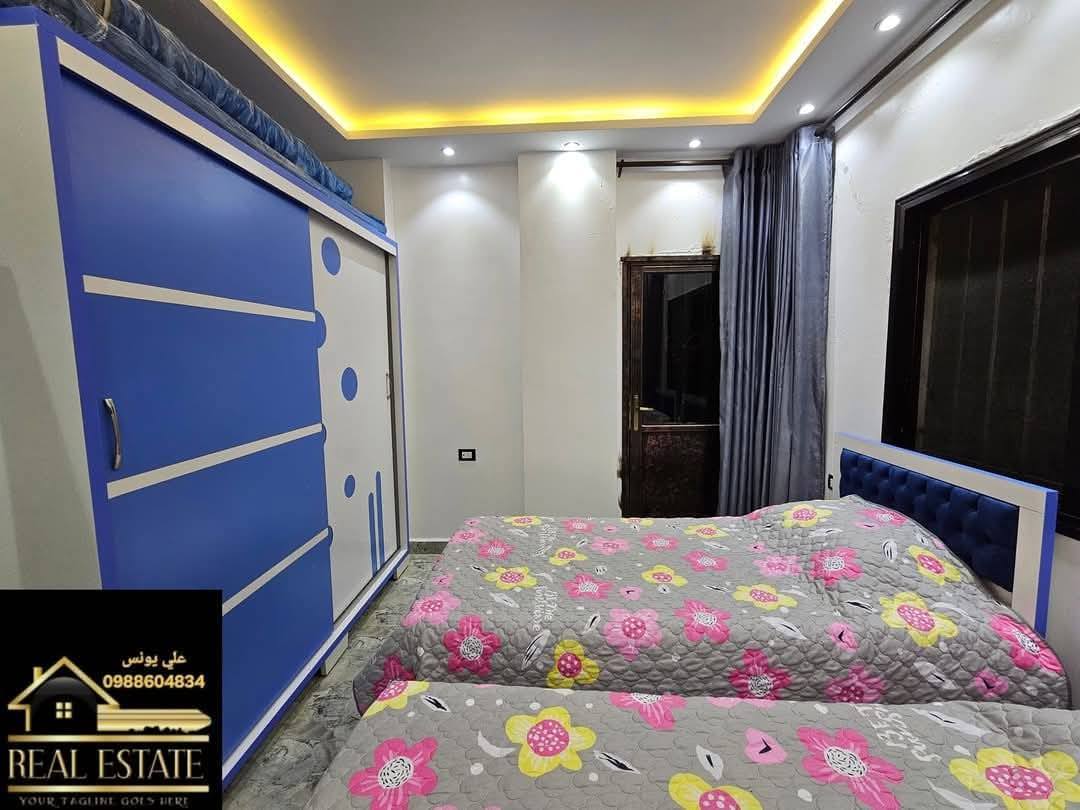 امتلك عقاراً مع إطلالات بحرية خلابة.