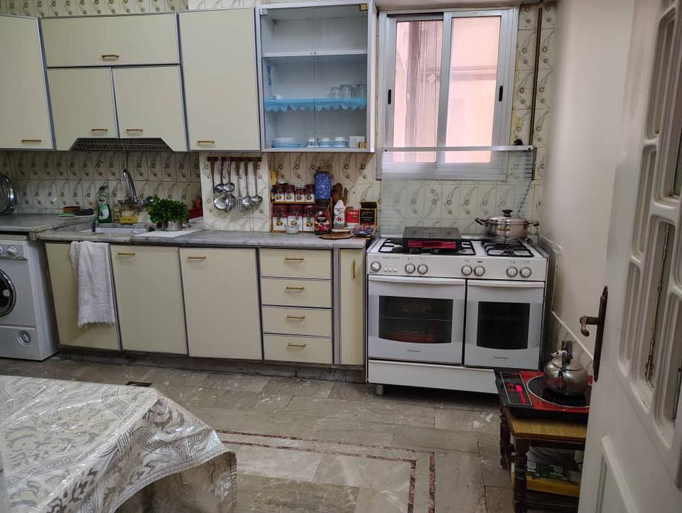عيش الحلم باناقه لانك تستحق الافضل .