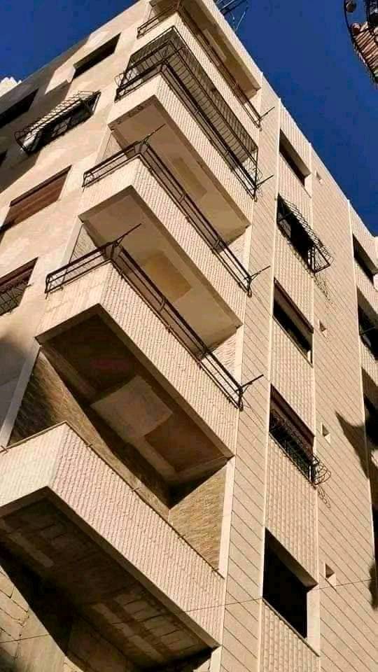 شقق للبيع في جرمانا بسعر لقطة و تطل على منظر حلو كتير .وهادئ