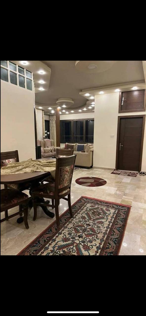 مساحه واسعه” تهويه ممتازه “سعر مريح “.المفتاح بايدك !.