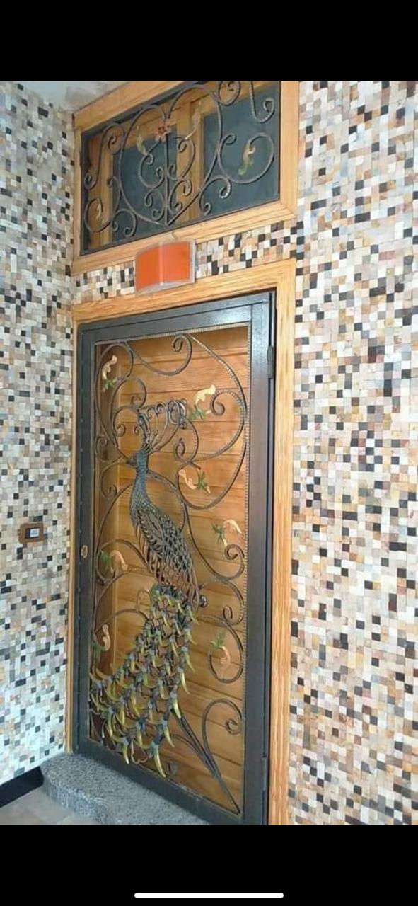 عقار للبيع بيجنن ديزاين عصرى وموقع ولا اروع ..فرصه مابتتعوض !.