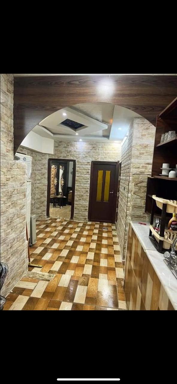 بدك تستاجر ؟لقينالك المكان يلى بتحلم فيه !شقه شرحه ونضيفه للايجار.