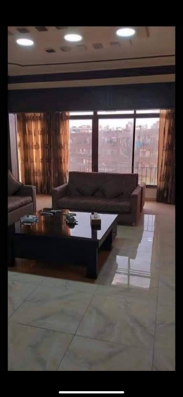 للإيجار منزل مفروش مزه ساحة الهدى الاكساء والفرش سوبر ديلوكس !