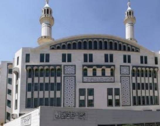 للبيع منزل في ركن الدين عند جامع ابو النور