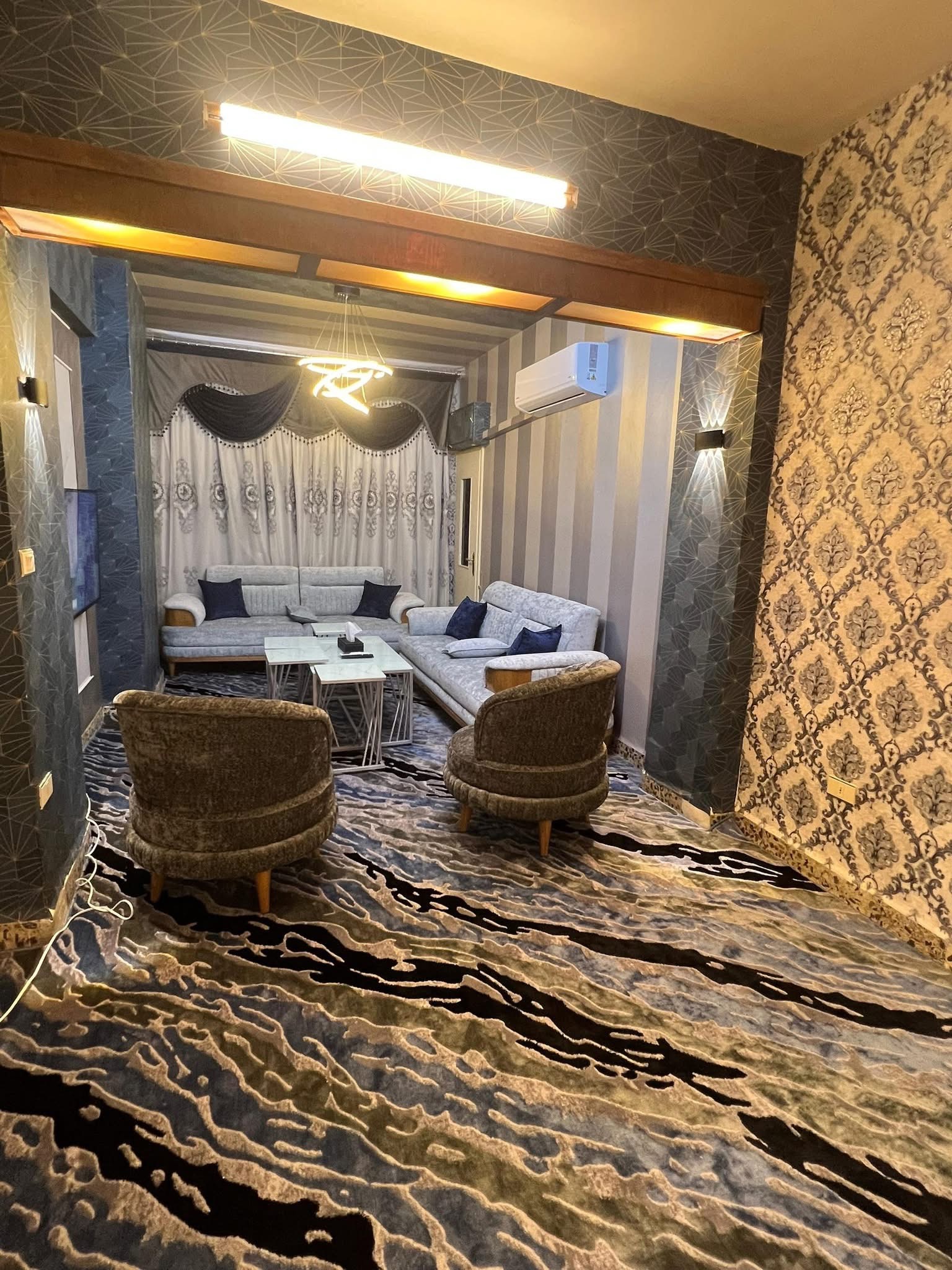 للايجار منزل في مزه اتستراد