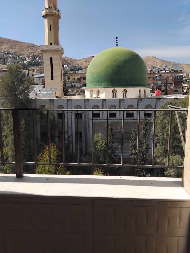 اطلالة روعة .. اكساء ممتاز جاهز.. شقة سكنية للبيع بدمشق