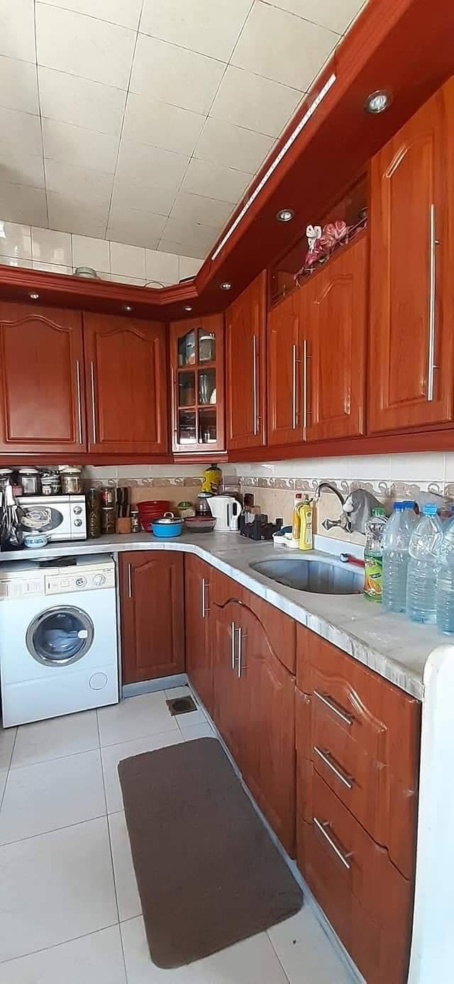 شقة بقدسيا جمعيات عند مطعم برونتو من أحلى المواقع بقدسيا