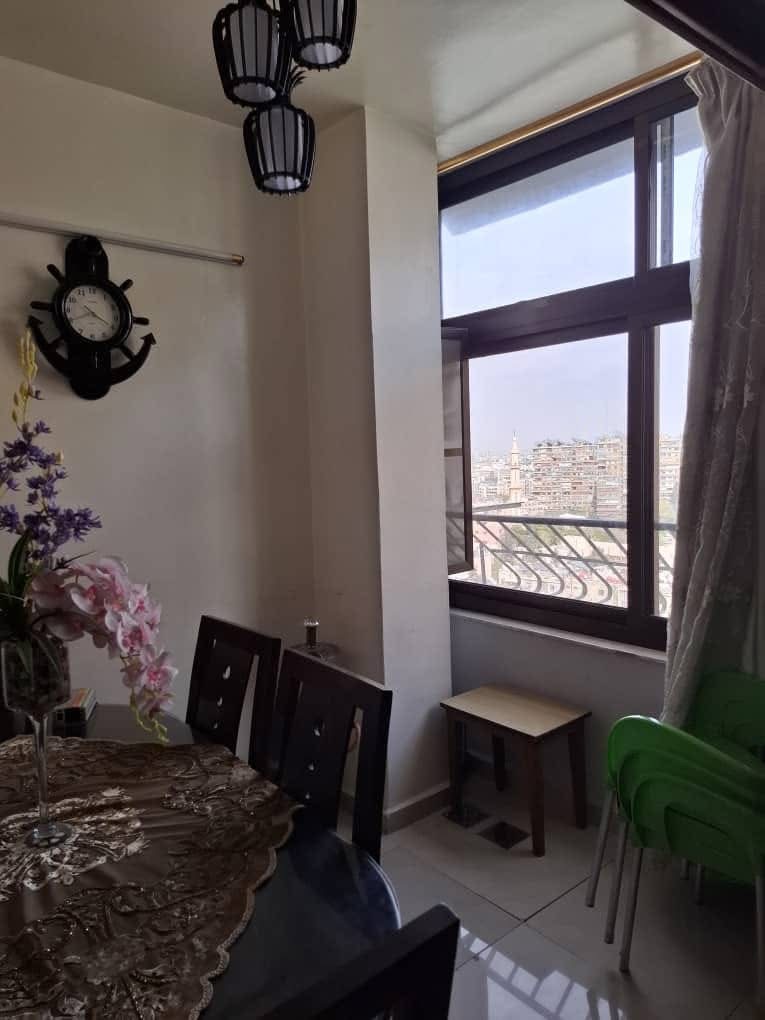 شقة في مزه فيلات متصلة جانب الروضة المنار