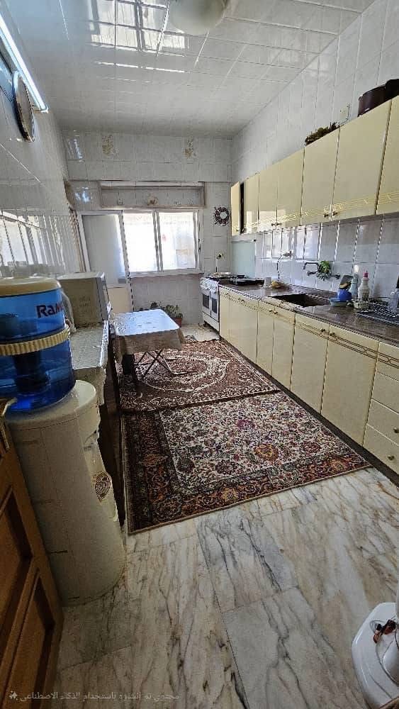 بيت مميز في موقع ممتاز غربي الميدان بعد مول ماسة بلازا