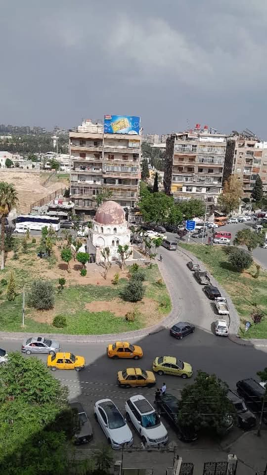شقة بالميسات اطلاله على الساحه مباشره 4 الطابق 6