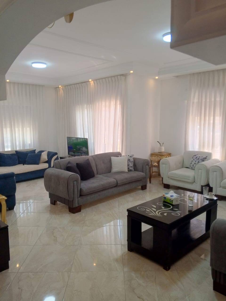 شقة فخمه في المدينة الرياضية