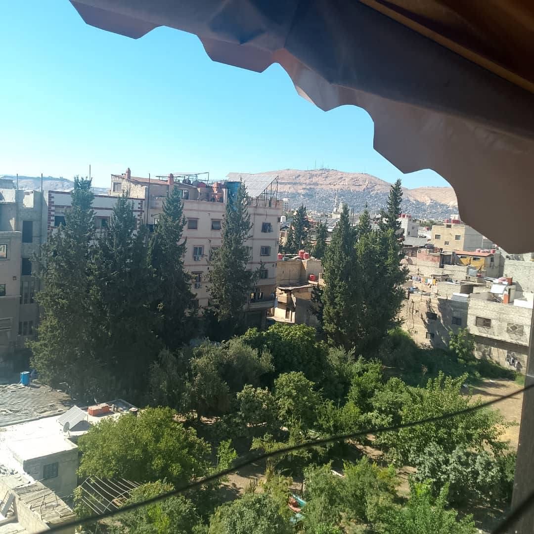 للبيع منزل في الزاهرة خلف جامع الرضا جانب بناء أساتذة الجامعات
