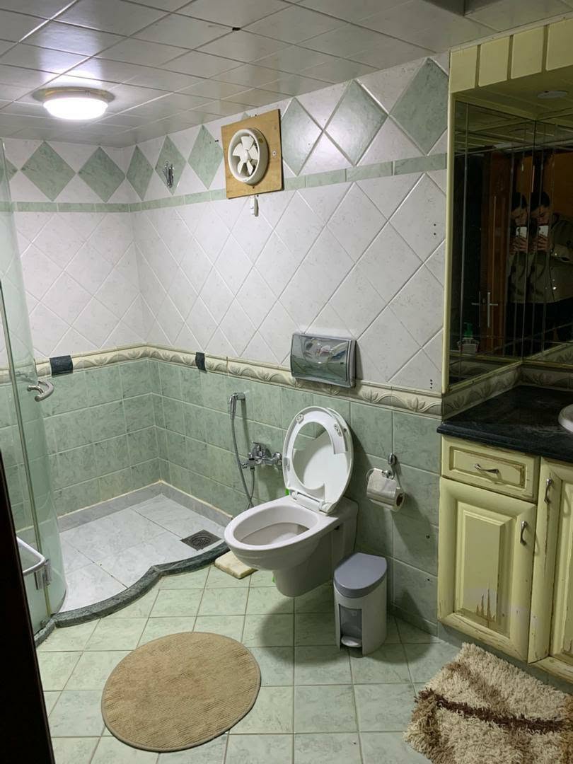 شقة مميزة جدا للبيع 300 متر