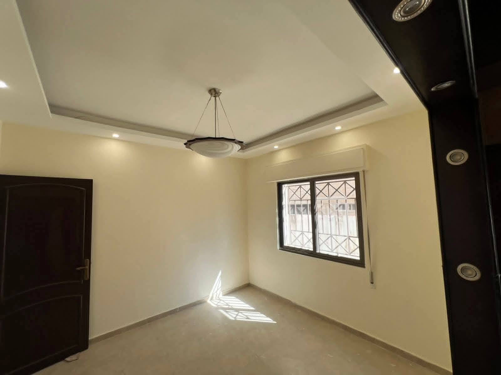 شقة سكنية للبيع 140 متر
