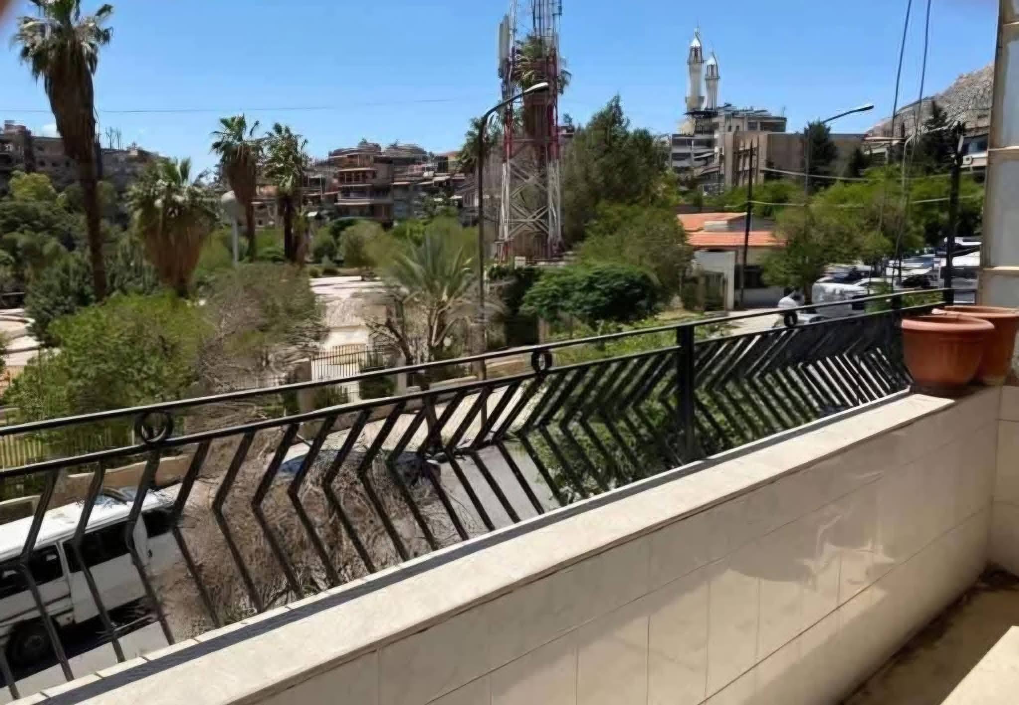 شقة سكنية للبيع 140 متر