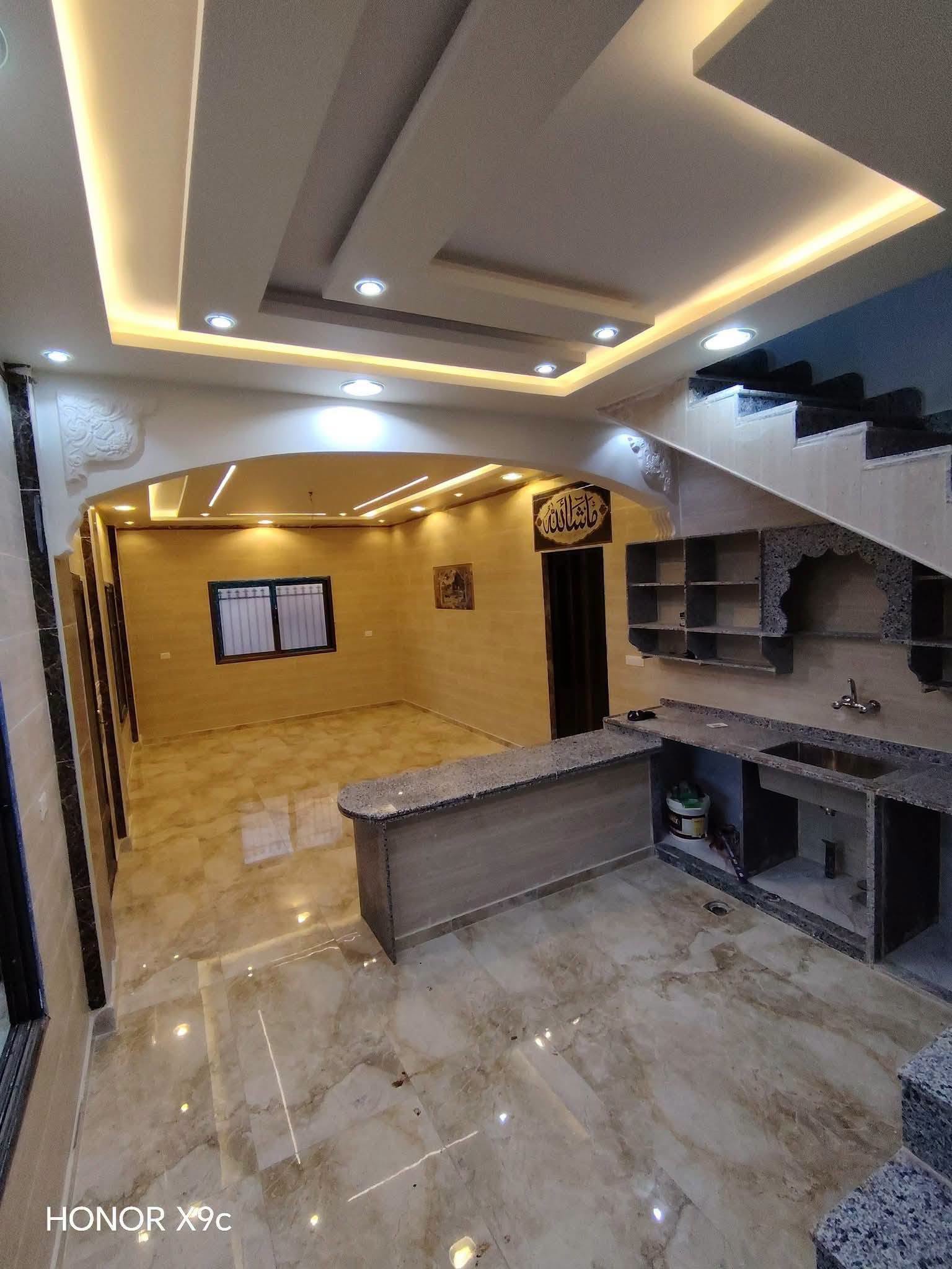 مزرعة للبيع مفروشة