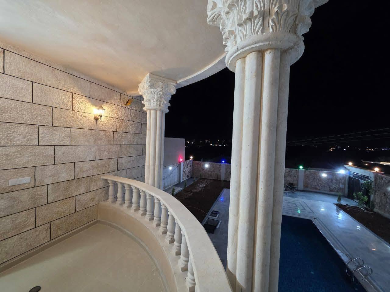 مزرعة ملكية 600 متر