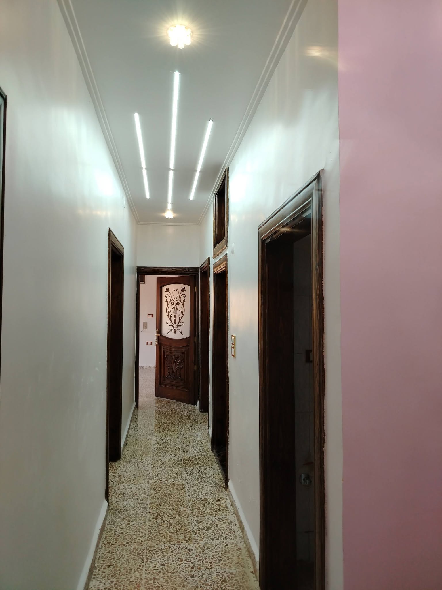 شقة للبيع 3 غرف طابق 2