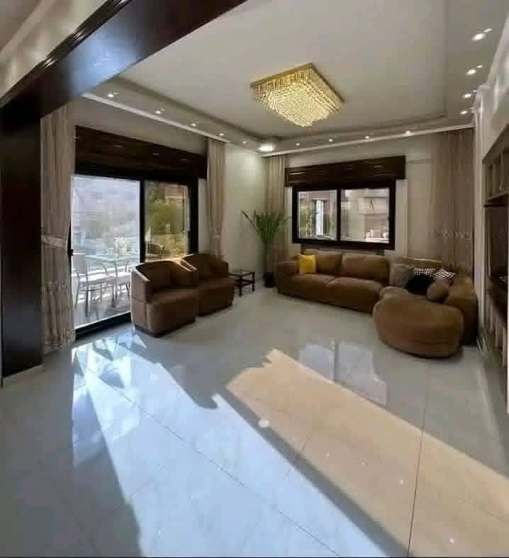 شقة للبيع 200 متر