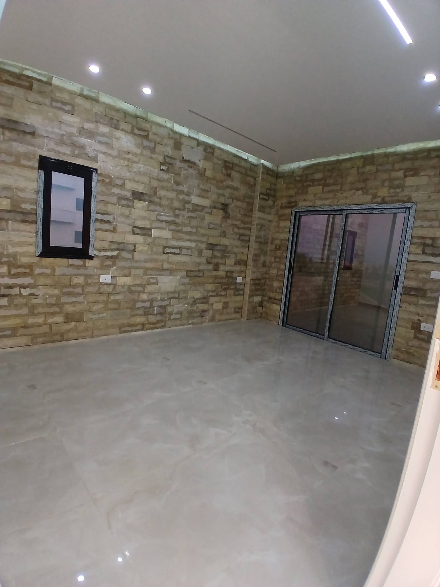 فرصة سكنية مميزة للايجار
