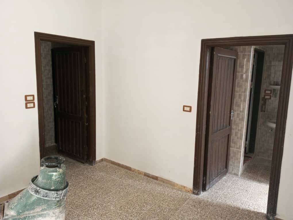 شقة مكسية للبيع 90 متر