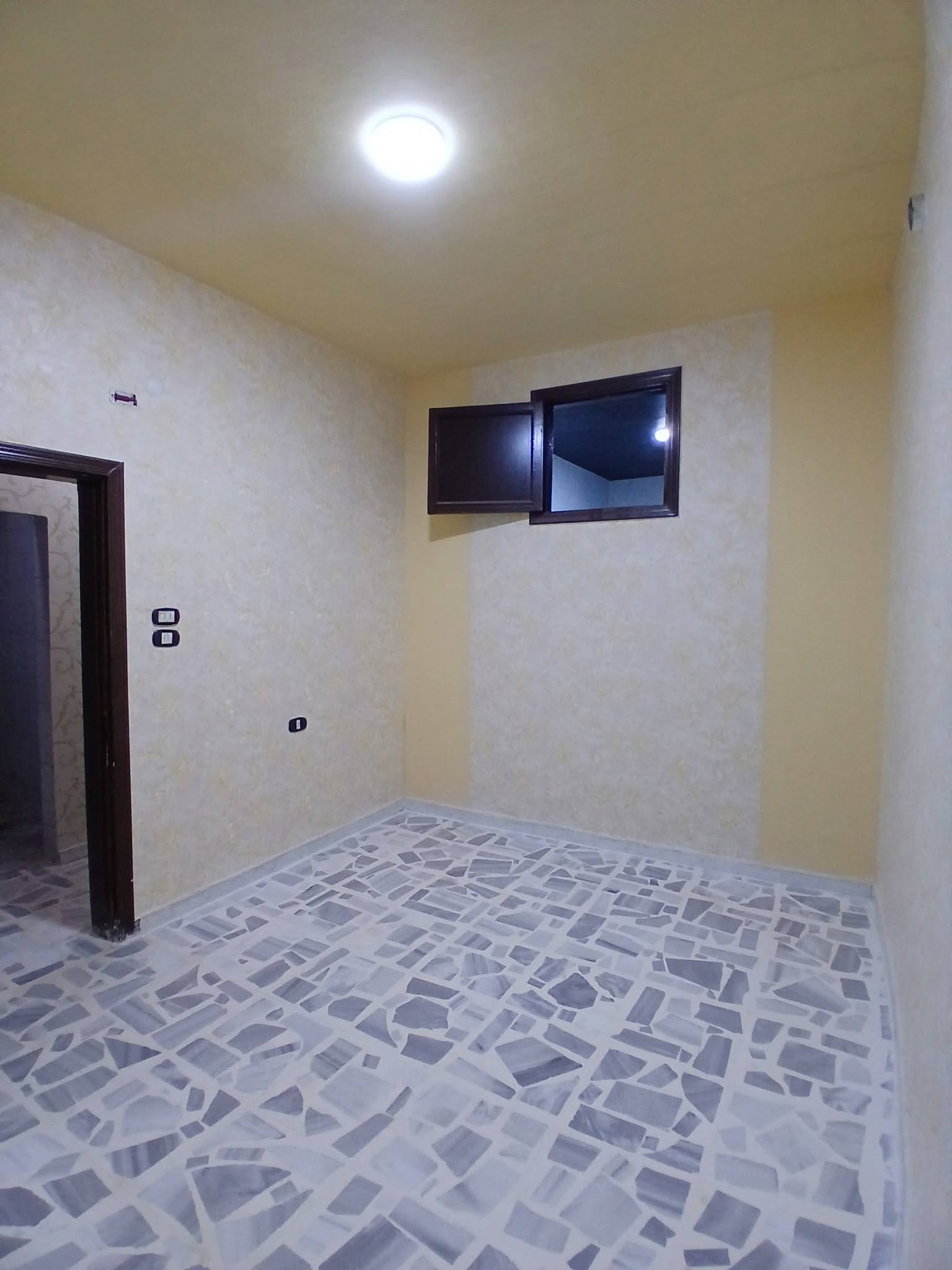منزل للبيع 3 غرف طابق 3