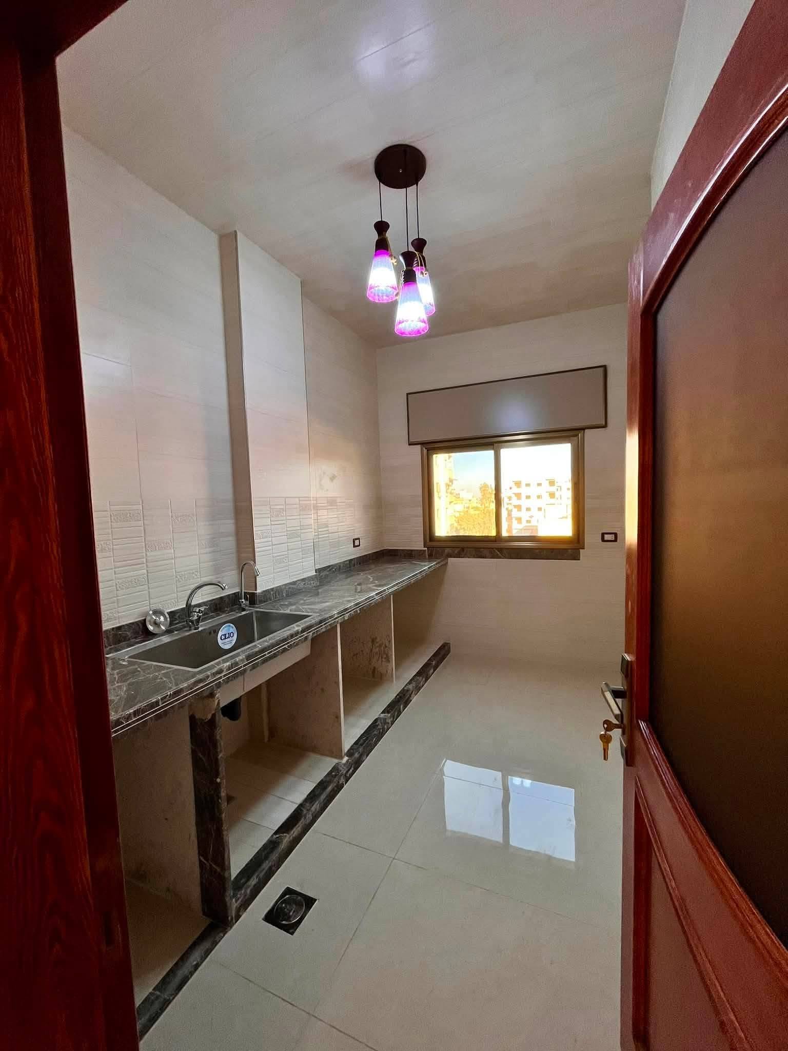 شقة سكنية للبيع 90 متر