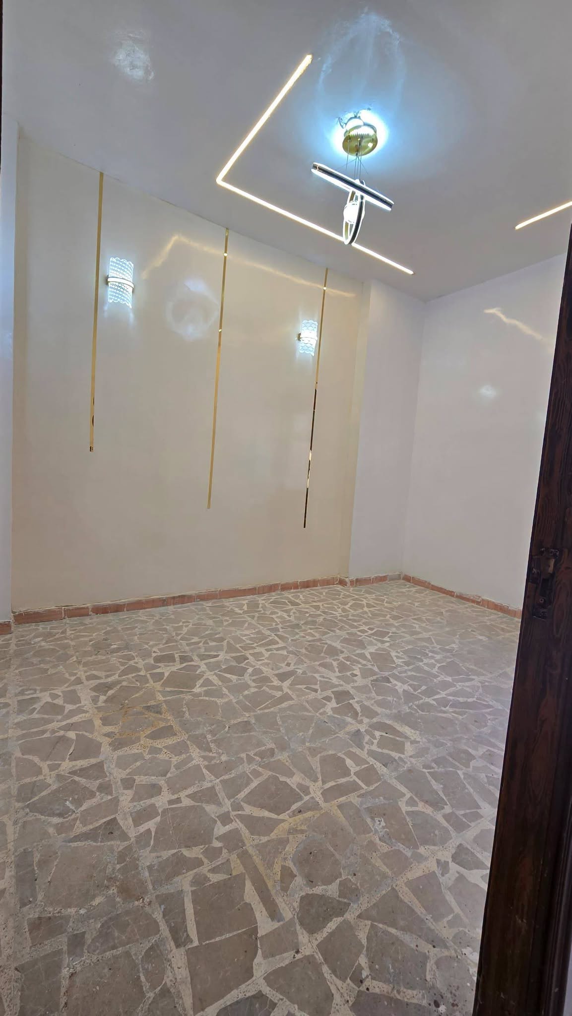 شقة للبيع طابق 3