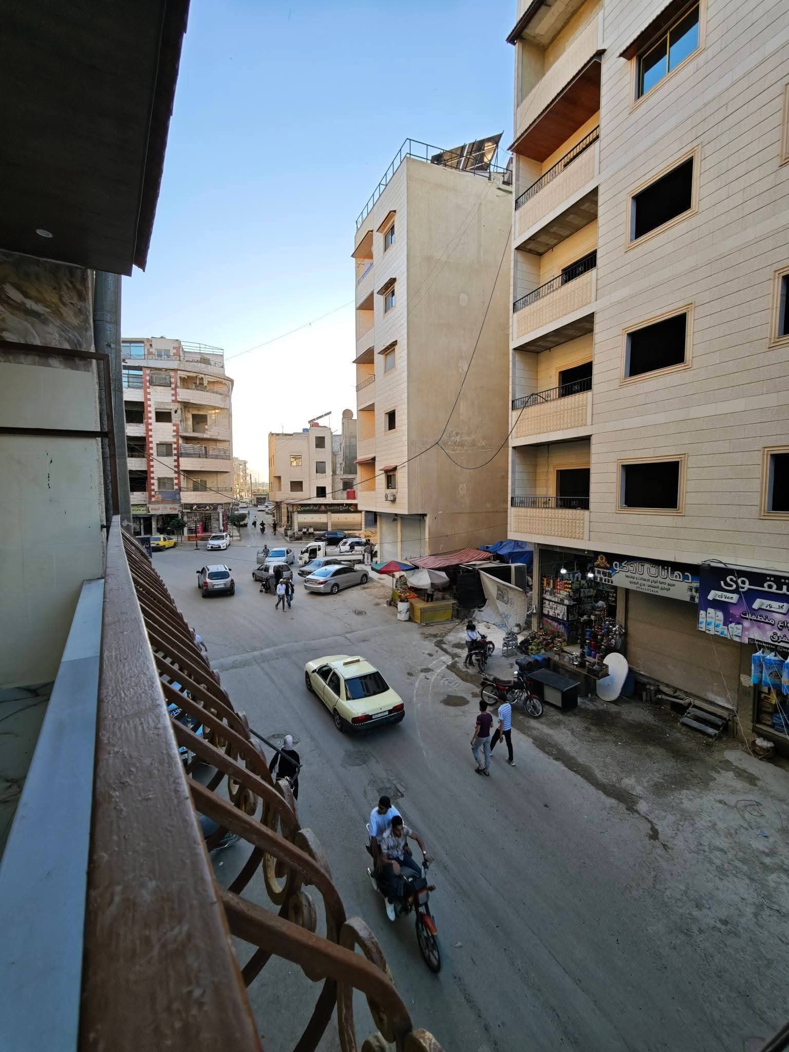 عقار فخم ومميز للبيع