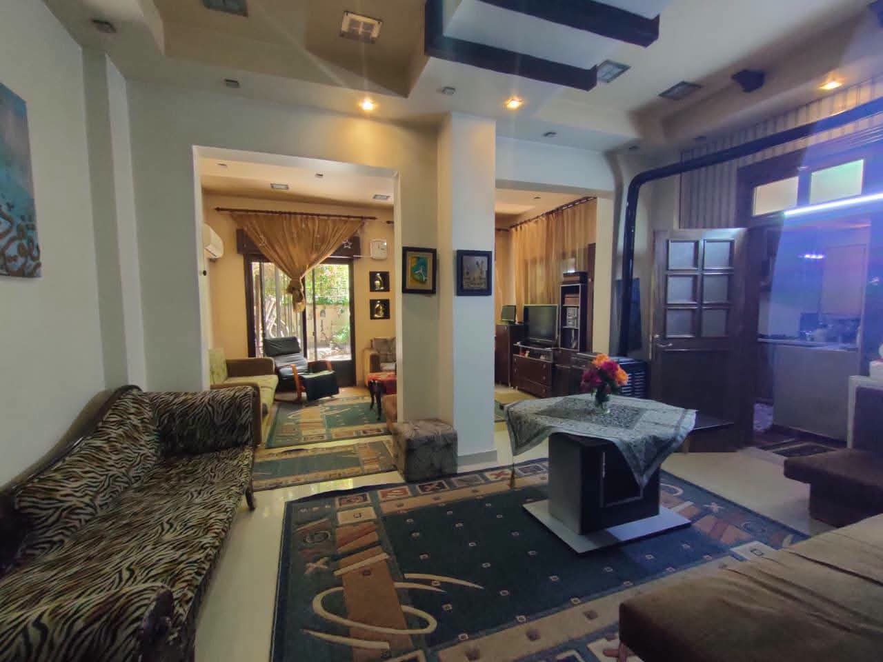 شقة ارضية للبيع