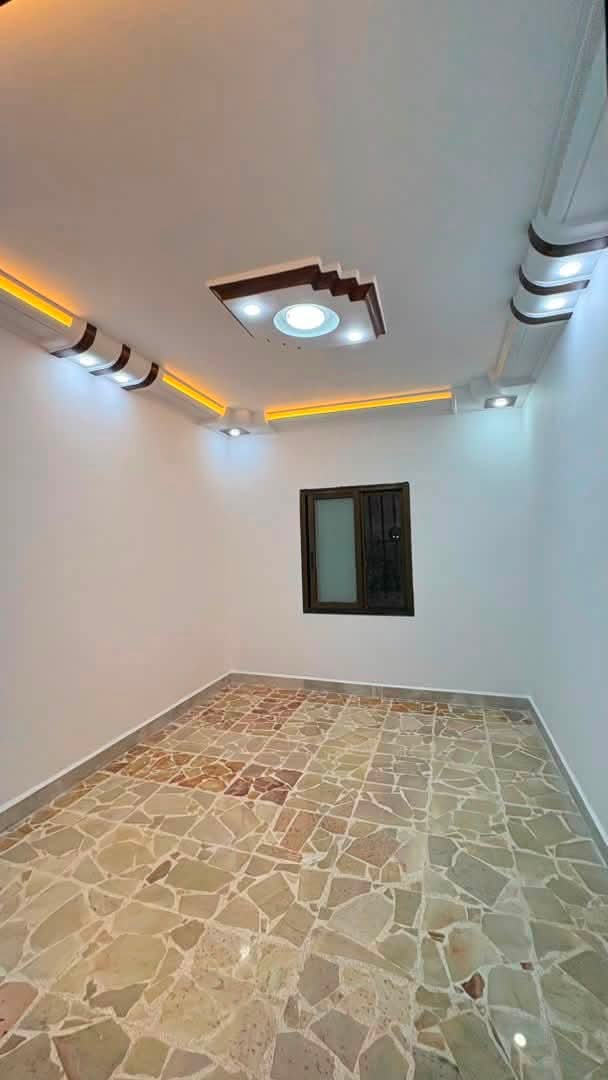 منزل ٤ غرف مميز للبيع